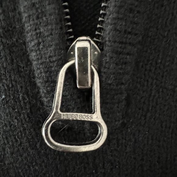 Hugo Boss Men’s Virgin Wool 1/4 Zip Sweater, Size L/XL - Picture 6 of 16